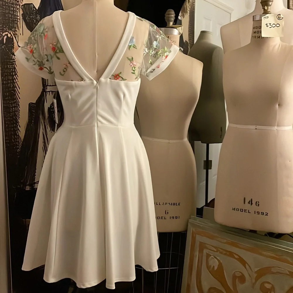 NWT Sweetheart Neckline White Fit & Flare Dress - Picture 5 of 8